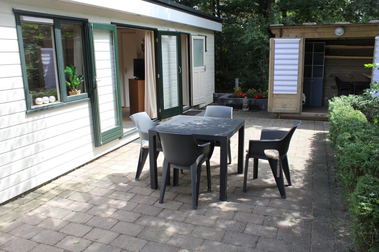 Вилла Sfeervolle Chalet Met Terras, H14 De Veldkamp, Epe, Voor 4 Personen Экстерьер фото